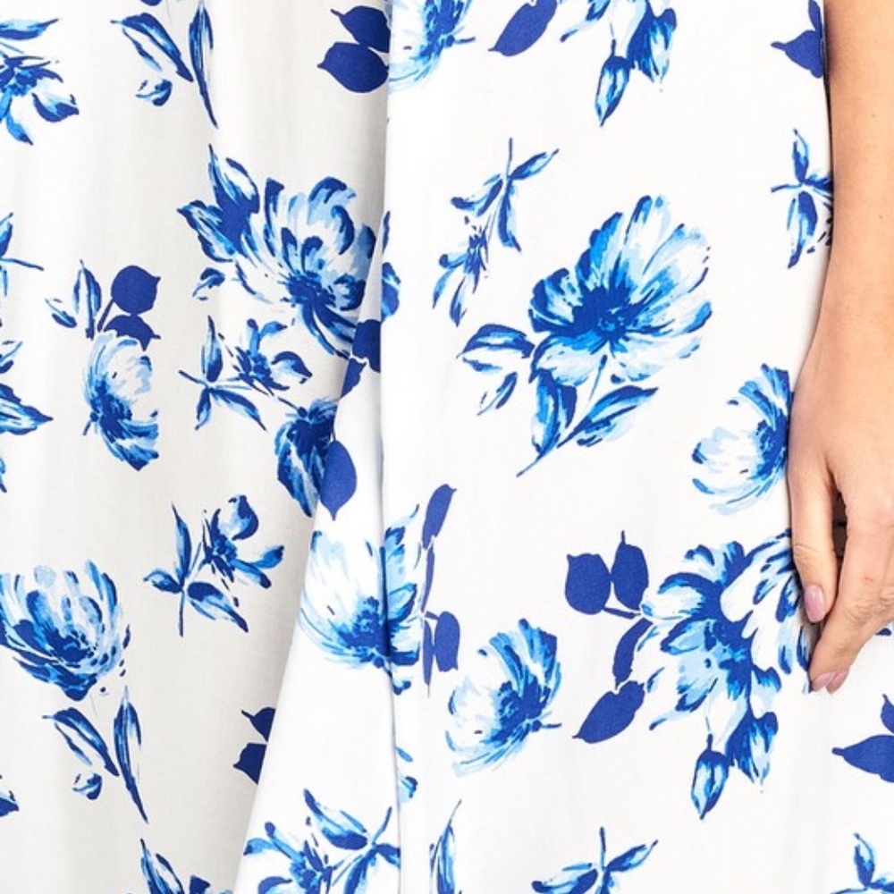 Halter Neck Blue White Floral Asymmetrical Dress - Picture 4 of 4